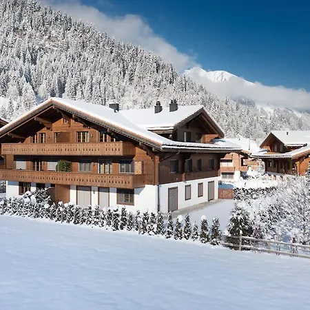 Apartment Delightfully Presented Flat With Amazing Views *
